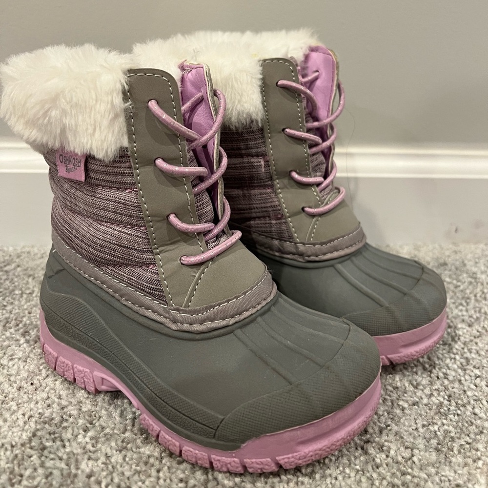 COPY - Osh Kosh Size 6 Snow Boots